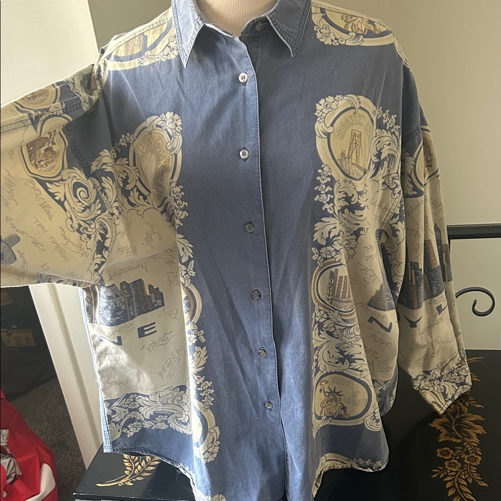 Vintage NY Line button down shirt featuring New York landmarks unique size Large